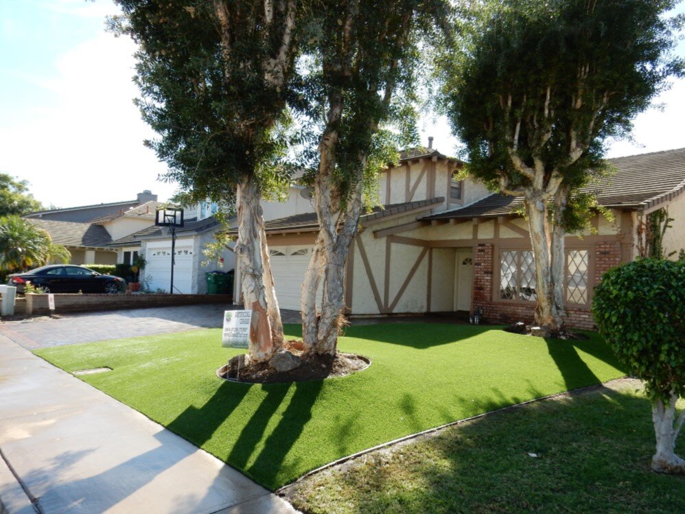 Irvine Artificial Grass Installation. Green-R Turf Artificial Grass