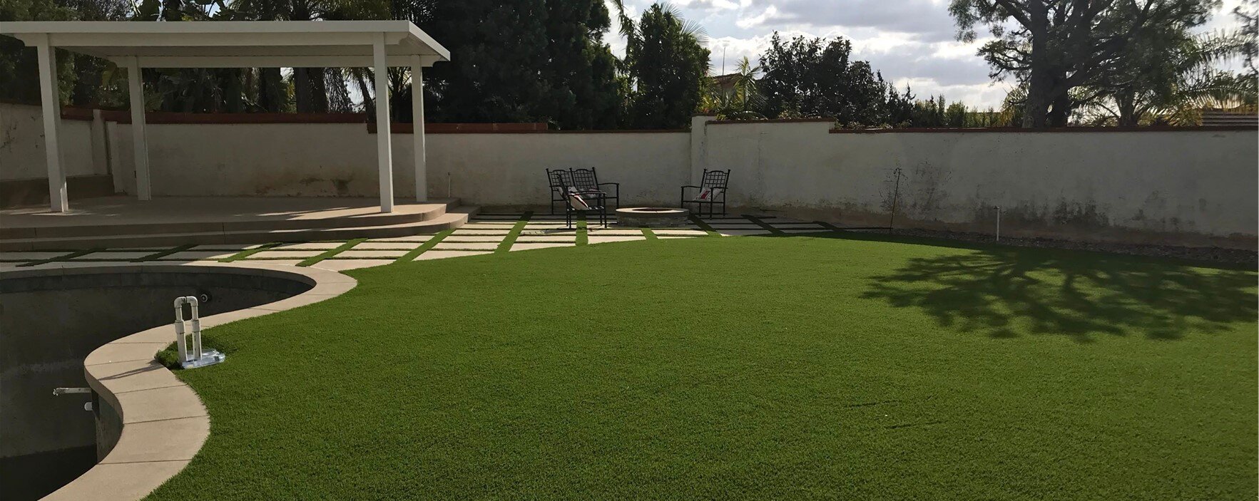 Pool Deck Turf and Pavers Residential Artificial Grass can transform any yard, Green-R Turf
