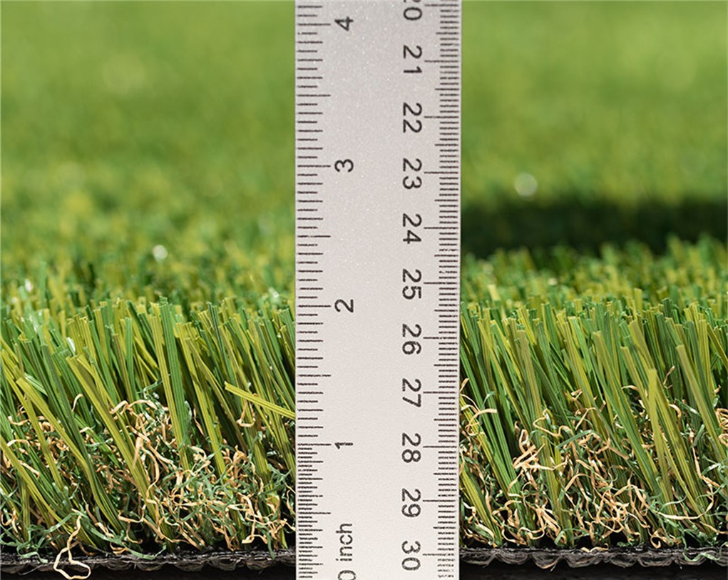 Oakmont Supreme Artificial Turf Pile Height close up Oakmont Supreme Artificial Grass, Green-R Turf Products, Corona