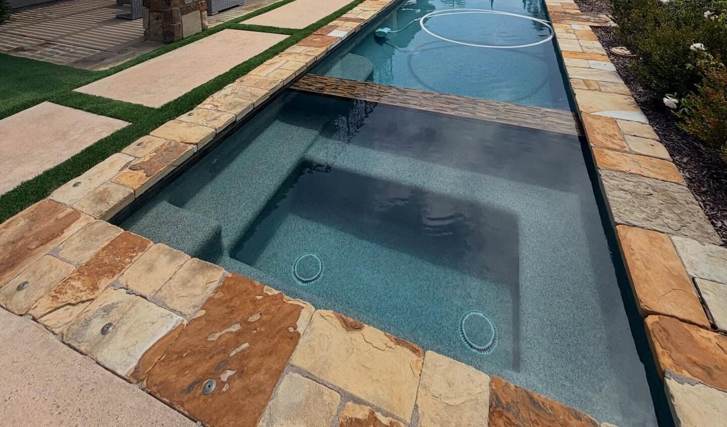 Custom Paved Patio, Green-R Turf Artificial Grass & Pavers
